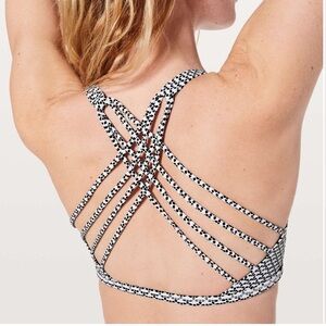 Lululemon Free to Be Wild Sports Bra in Monochromic White Sz 8
